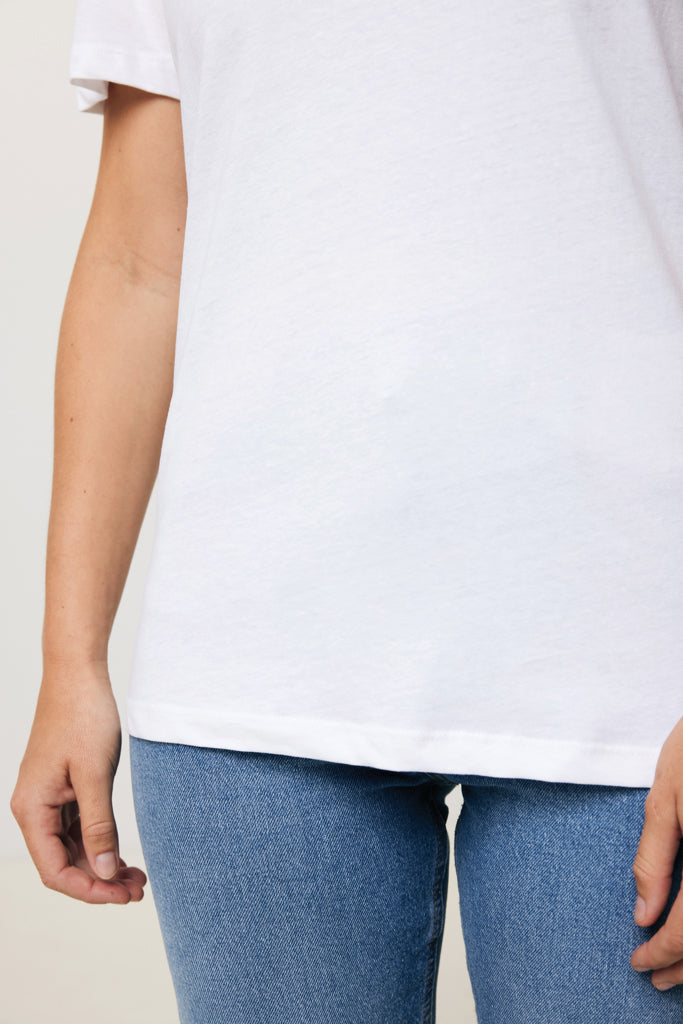 Load image into Gallery viewer, Yal women lightweight recycled cotton t-shirt - Custom Wood Designs