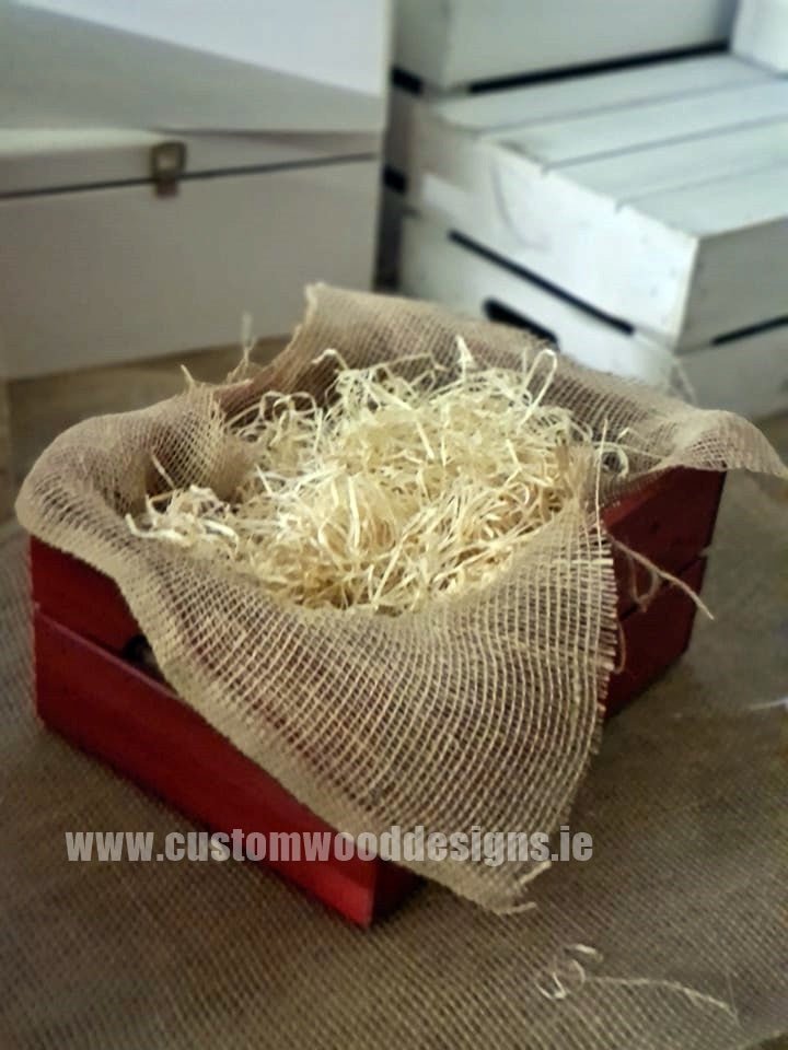Load image into Gallery viewer, Small Hamper Crate Red SCHR 31 x 23 x 15 cm Create Your Own Hamper Custom Wood Designs crate crateburlap diy hamper make your own small wood wool create-your-own-hamper-default-title-small-hamper-crate-red-schr-31-x-23-x-15-cm-53612138365271