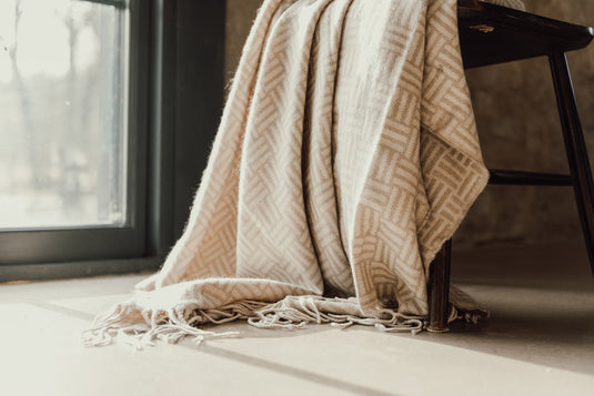 Leno Blanket - Custom Wood Designs