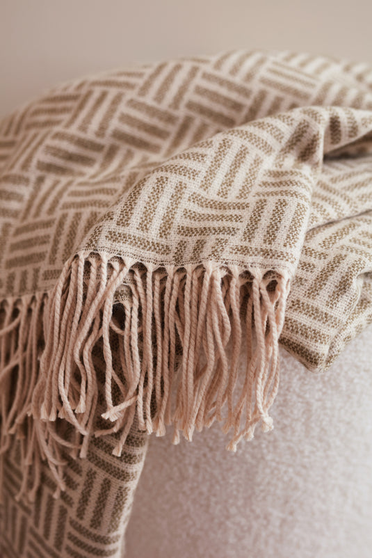 Leno Blanket - Custom Wood Designs
