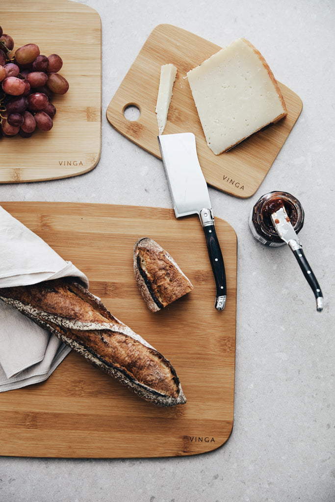 Load image into Gallery viewer, VINGA Gigaro cheese knives - Custom Wood Designs
