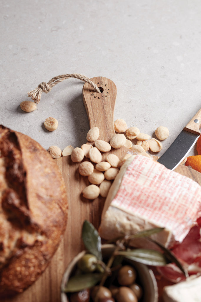 Load image into Gallery viewer, Buscot Round Serving Board - Custom Wood Designs
