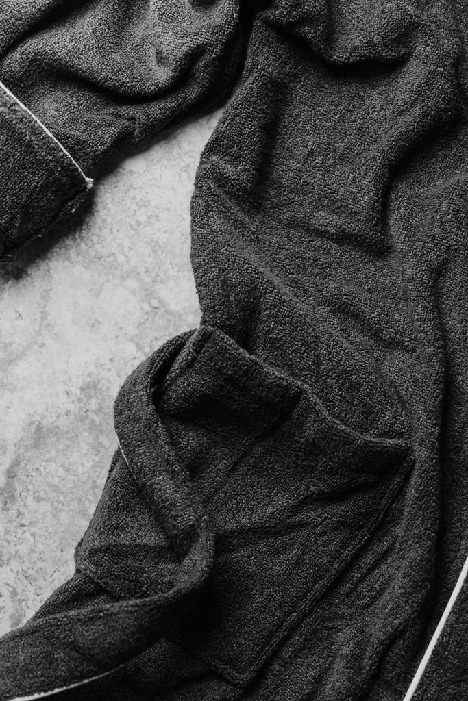 Load image into Gallery viewer, Harper bathrobe S/M - Custom Wood Designs
