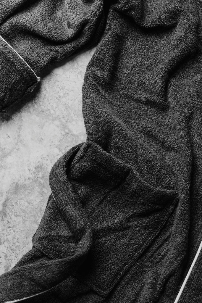 Load image into Gallery viewer, Harper bathrobe L/XL - Custom Wood Designs
