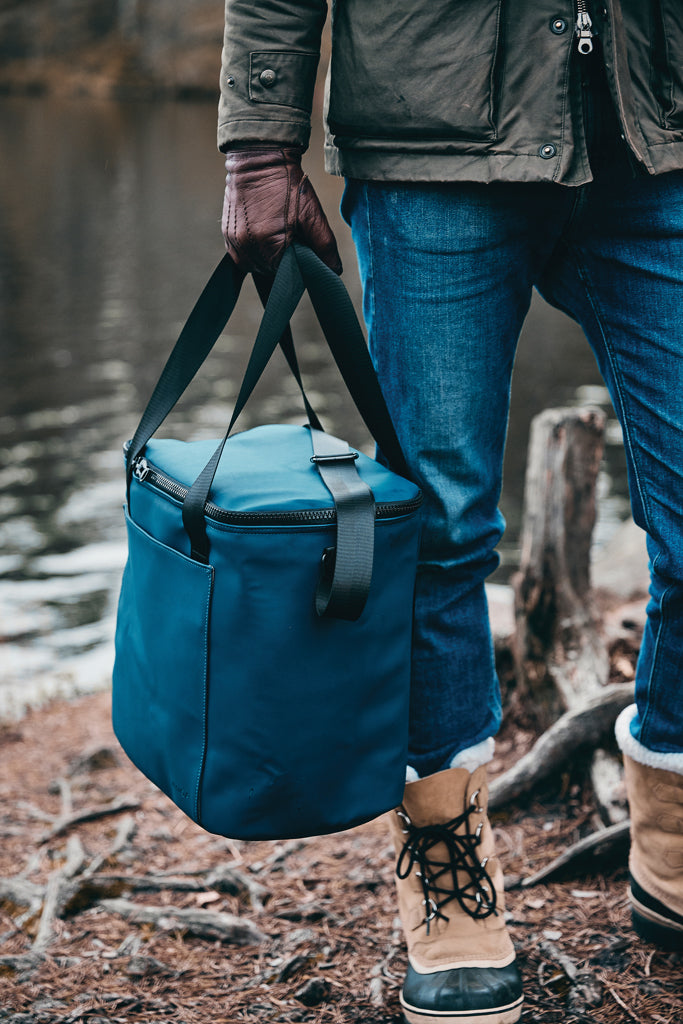 Load image into Gallery viewer, VINGA Baltimore Cooler Bag - Custom Wood Designs
