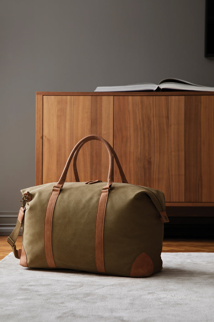 Load image into Gallery viewer, Bosle RCS recycled canvas duffelbag - Custom Wood Designs

