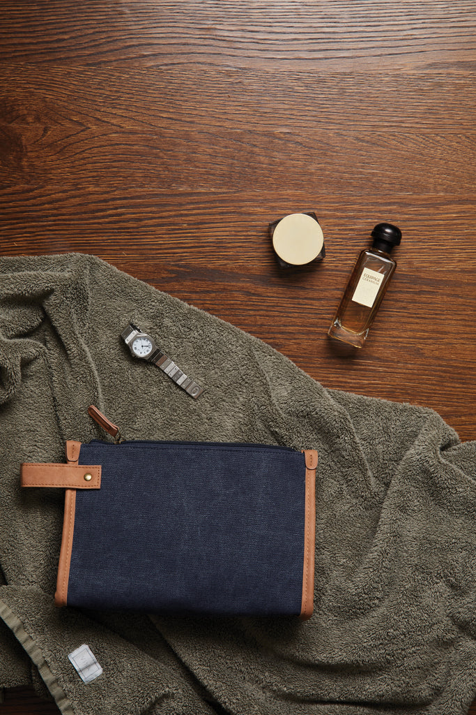 Load image into Gallery viewer, Bosle GRS recycled canvas toiletry bag - Custom Wood Designs
