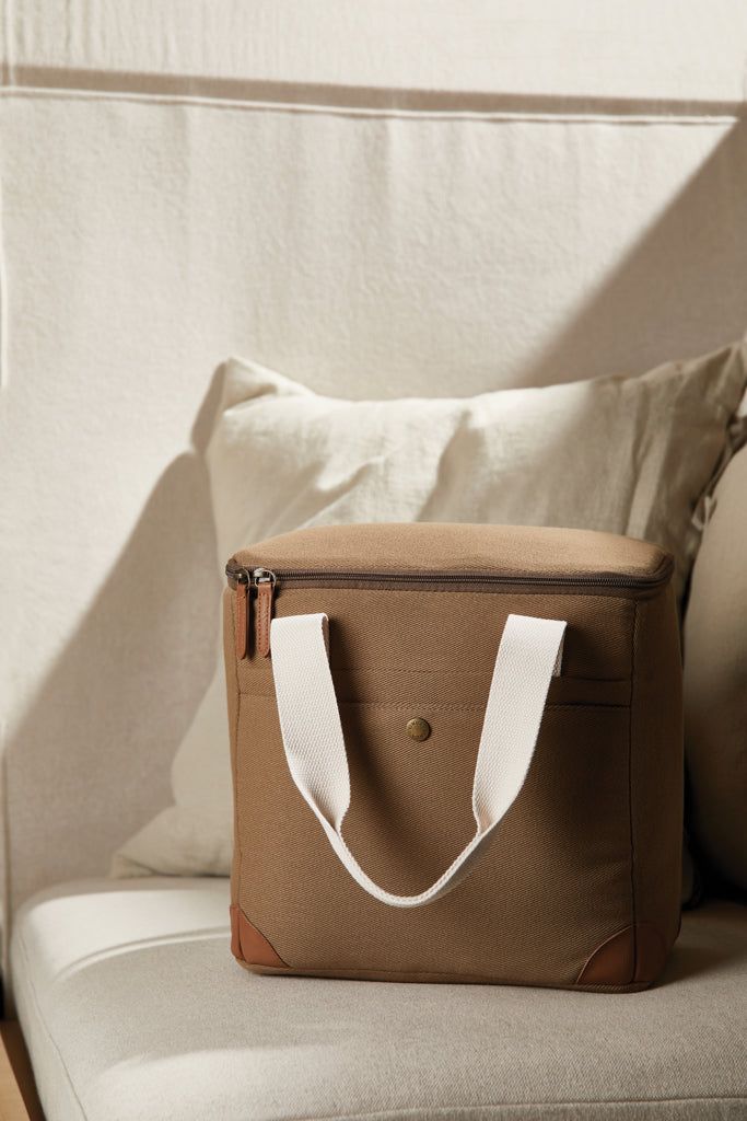 Load image into Gallery viewer, RPET Cooler bag - Custom Wood Designs

