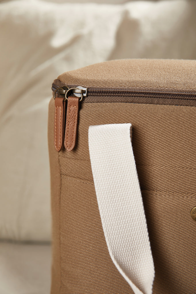 Load image into Gallery viewer, RPET Cooler bag - Custom Wood Designs
