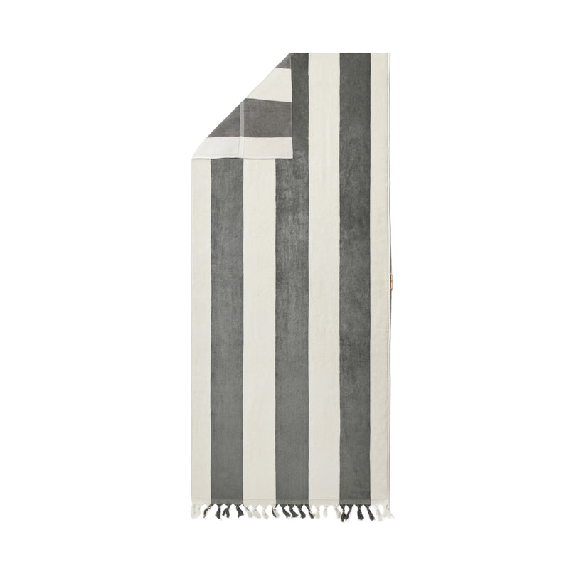 Load image into Gallery viewer, Valmer lounge chair towel - Custom Wood Designs
