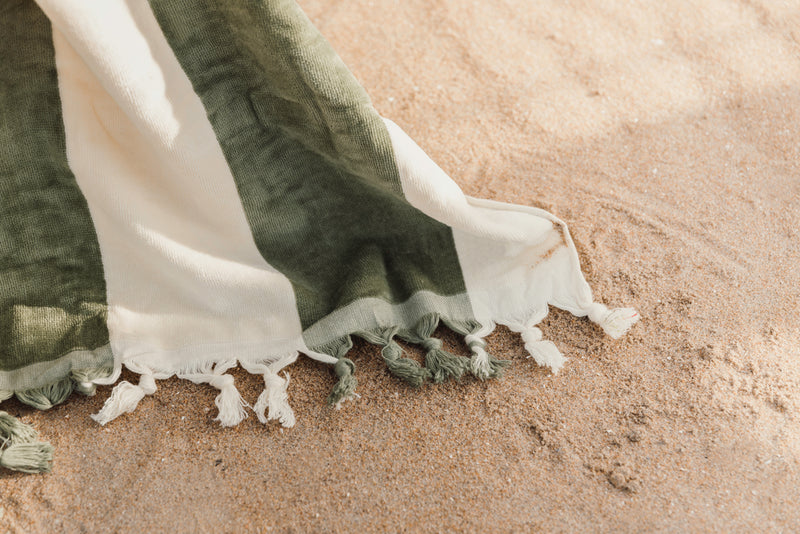 Load image into Gallery viewer, Valmer beach towel - Custom Wood Designs
