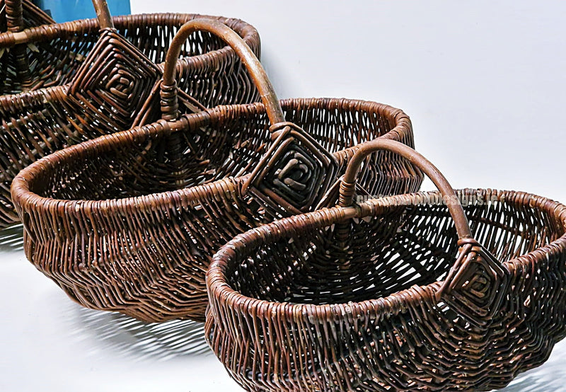 Load image into Gallery viewer, 10 x Shop Basket 4.2 - 56hx53x38 Custom Wood Designs __label: Multibuy CustomWoodDesignsIrelandIrishsuppliuerofWickerbasketsnaturalwickerbasketsPolywickebasketscorporategiftingbasketsretaildisplaybasketsdisplaybasketsgifting_10_98e5a5d7-089a-46ed-a6f3-cb
