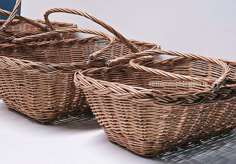 Load image into Gallery viewer, 10 x Market/Shop Basket - 16hx43x33 Custom Wood Designs __label: Multibuy CustomWoodDesignsIrelandIrishsuppliuerofWickerbasketsnaturalwickerbasketsPolywickebasketscorporategiftingbasketsretaildisplaybasketsdisplaybasketsgifting_22_47fdfb9a-9505-4954-9069-a96e5ff999af
