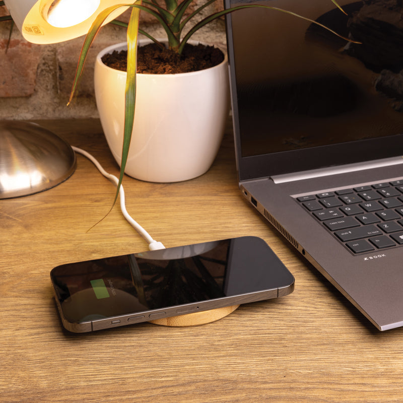 Load image into Gallery viewer, Bamboo 15W wireless charger - Custom Wood Designs
