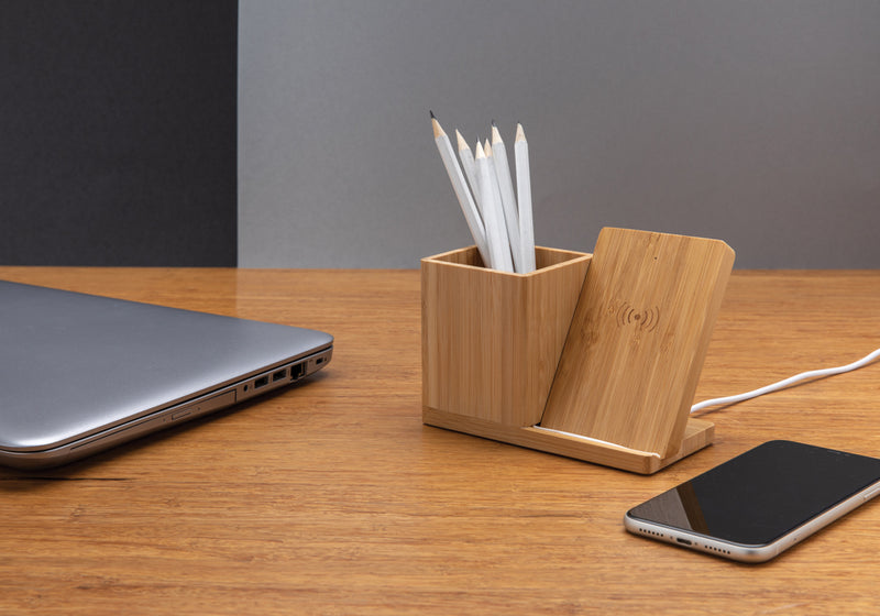 Load image into Gallery viewer, Calgary bamboo 10W wireless charger - Custom Wood Designs
