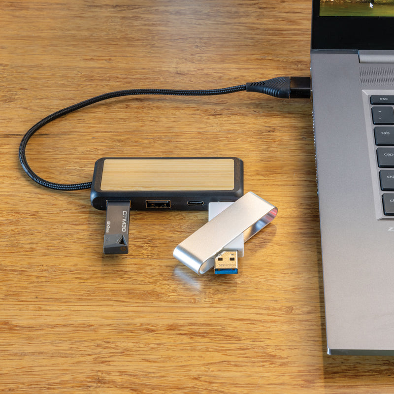 Load image into Gallery viewer, Link RCS recycled plastic and bamboo dual Input USB hub - Custom Wood Designs
