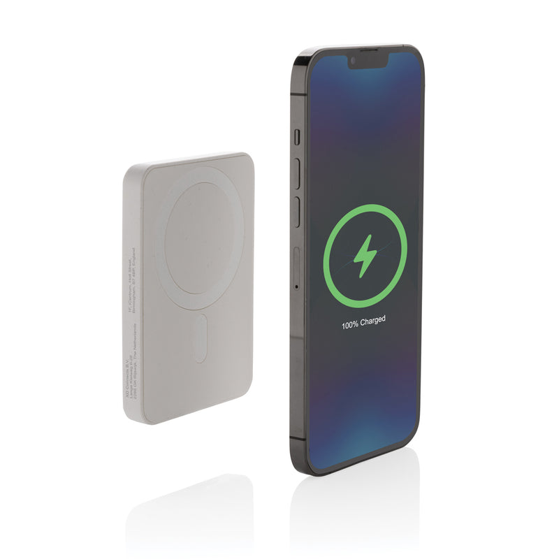 Load image into Gallery viewer, Magnetix RCS recycled plastic 5000 mah magnetic powerbank - Custom Wood Designs

