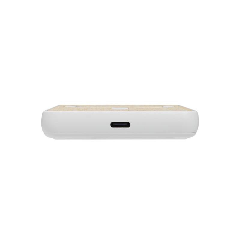 Load image into Gallery viewer, Zen RCS rplastic 5000 mah 5W magnetic bamboo powerbank - Custom Wood Designs
