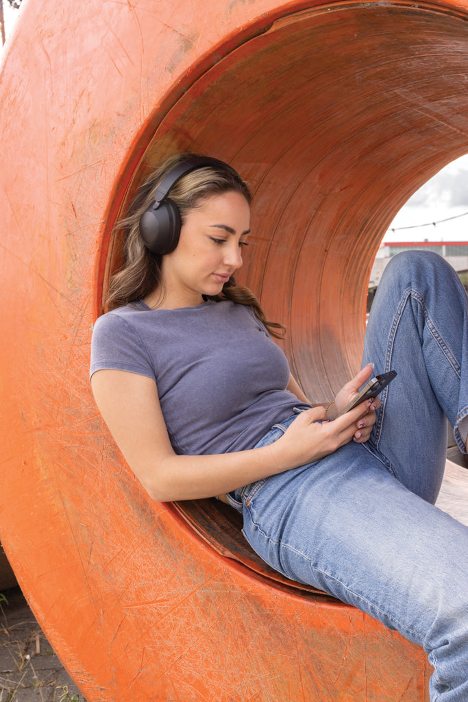 Load image into Gallery viewer, Urban Vitamin Cupertino RCS rplastic ANC headphone - Custom Wood Designs

