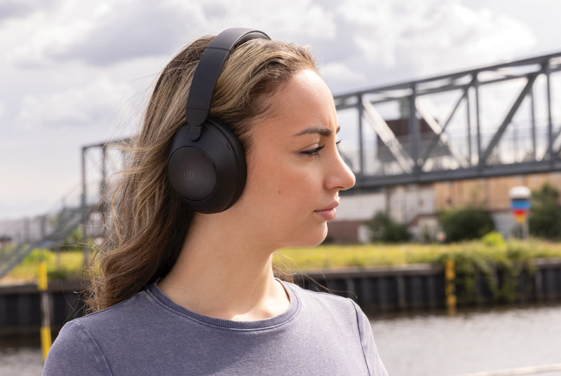 Load image into Gallery viewer, Urban Vitamin Cupertino RCS rplastic ANC headphone - Custom Wood Designs

