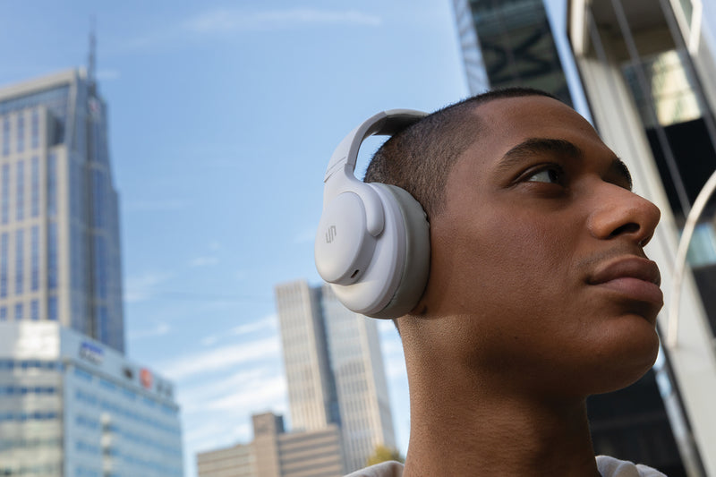 Load image into Gallery viewer, Urban Vitamin Fresno wireless headphone - Custom Wood Designs
