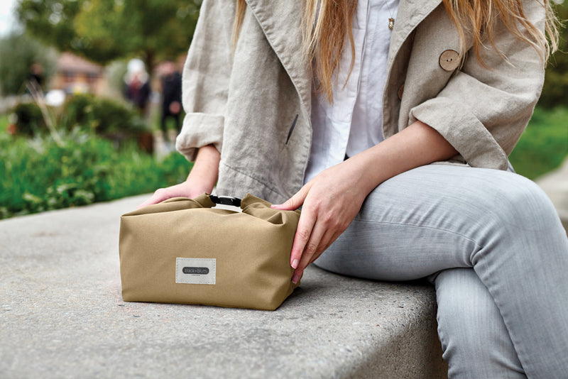 Load image into Gallery viewer, Black+Blum 6.7L insulated Lunch/Cooler Bag-Outdoor
