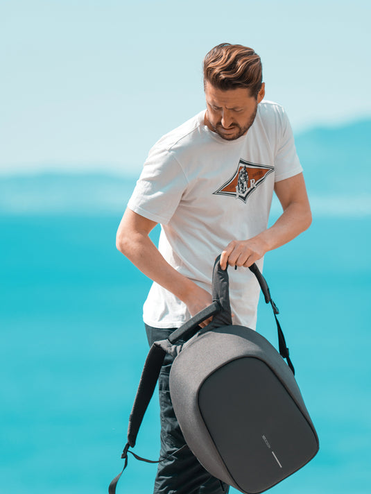 Bobby Hero Small, Anti-theft backpack - Custom Wood Designs