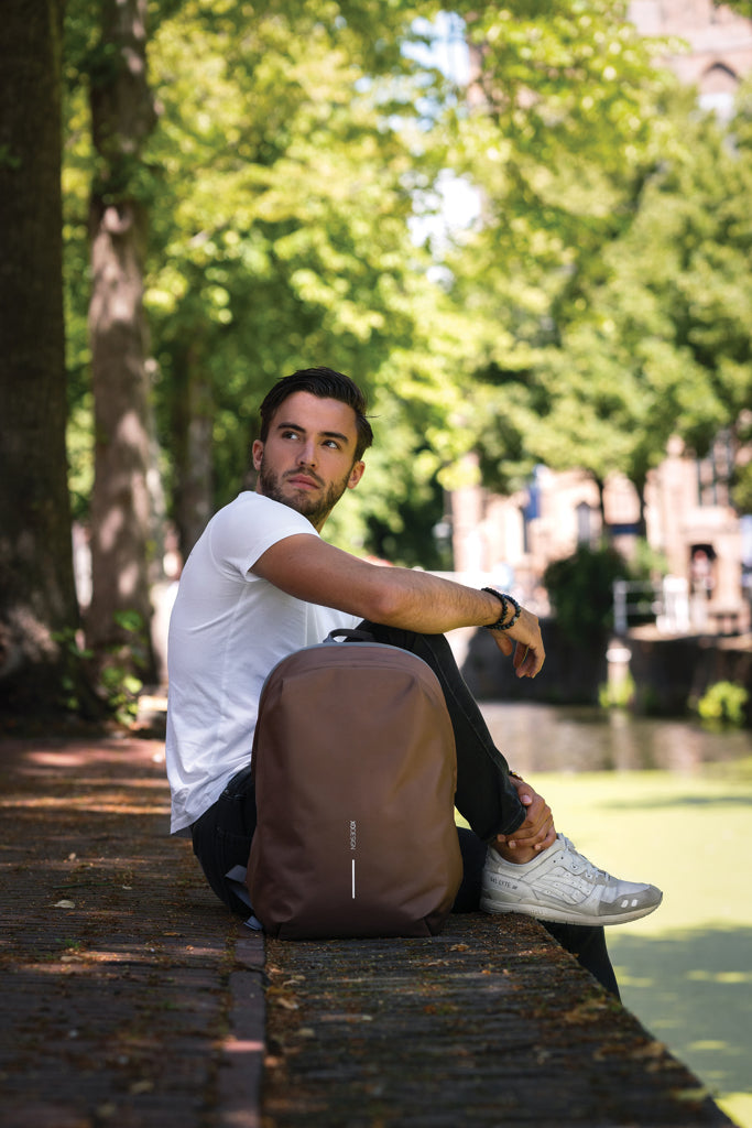 Load image into Gallery viewer, Bobby Soft, anti-theft backpack - Custom Wood Designs
