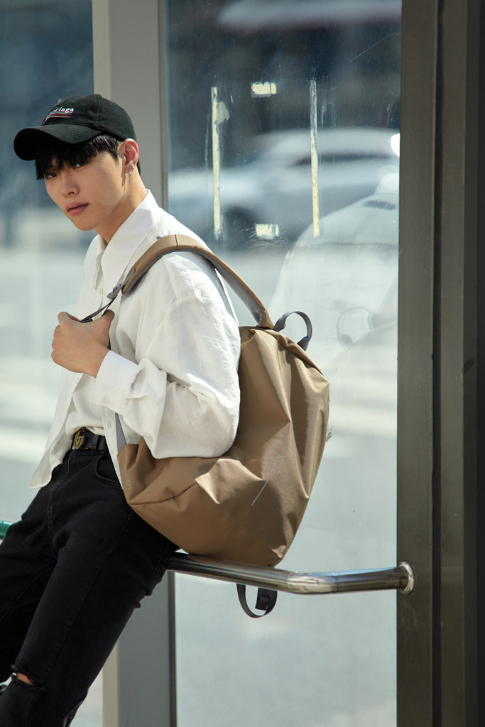 Load image into Gallery viewer, Bobby Soft, anti-theft backpack - Custom Wood Designs
