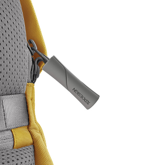 Bobby Soft, anti-theft backpack - Custom Wood Designs