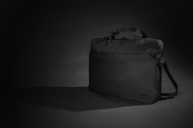 Load image into Gallery viewer, Essential 15.6 inch laptop bag - Custom Wood Designs
