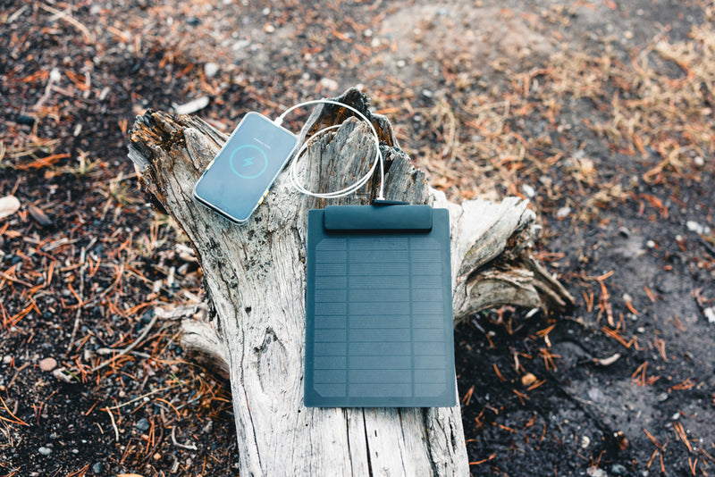 Load image into Gallery viewer, RPET deluxe backpack with 5W solar panel - Custom Wood Designs
