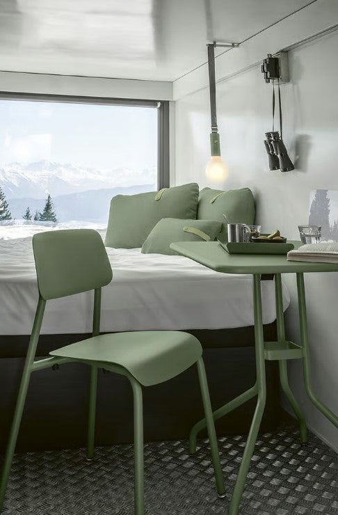 Load image into Gallery viewer, Studie Chair - Custom Wood Designs
