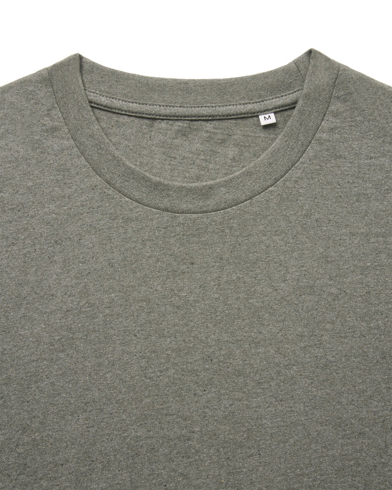 Load image into Gallery viewer, Manue recycled cotton t-shirt undyed - Custom Wood Designs
