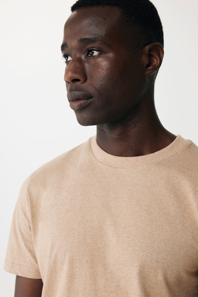 Load image into Gallery viewer, Manue recycled cotton t-shirt undyed - Custom Wood Designs
