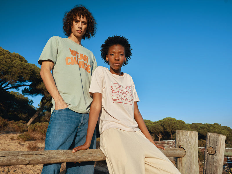 Load image into Gallery viewer, Sierr lightweight recycled cotton t-shirt - Custom Wood Designs
