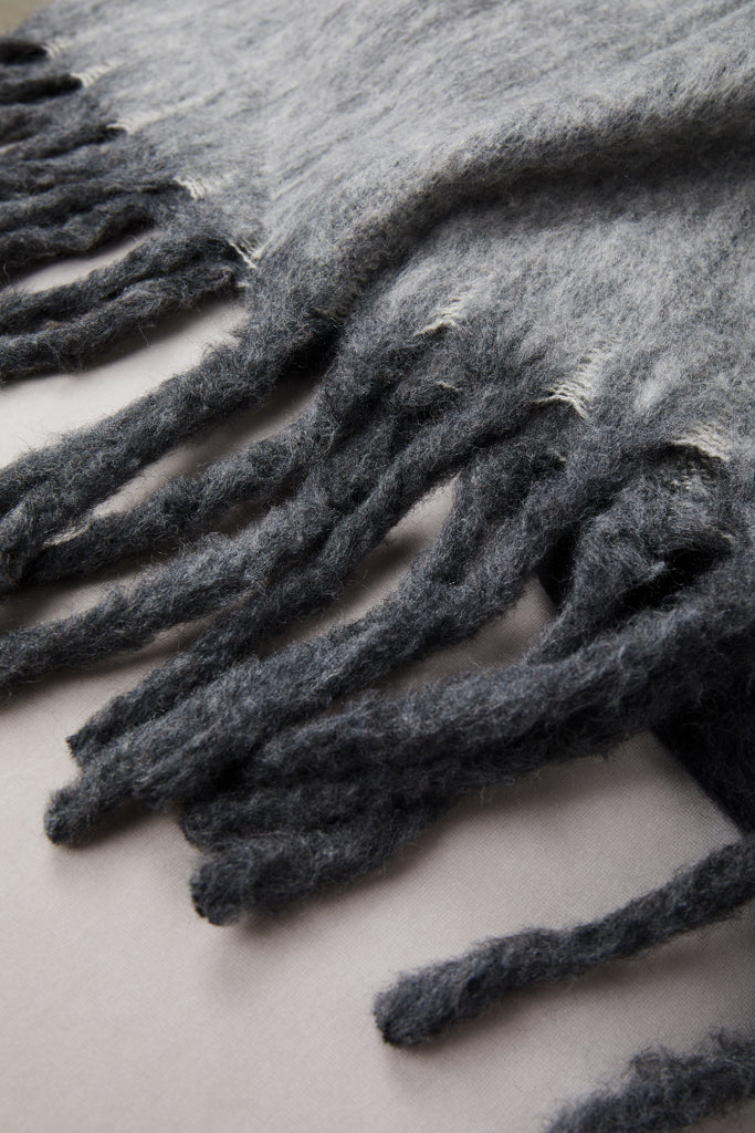Load image into Gallery viewer, Salett wool blend blanket - Custom Wood Designs

