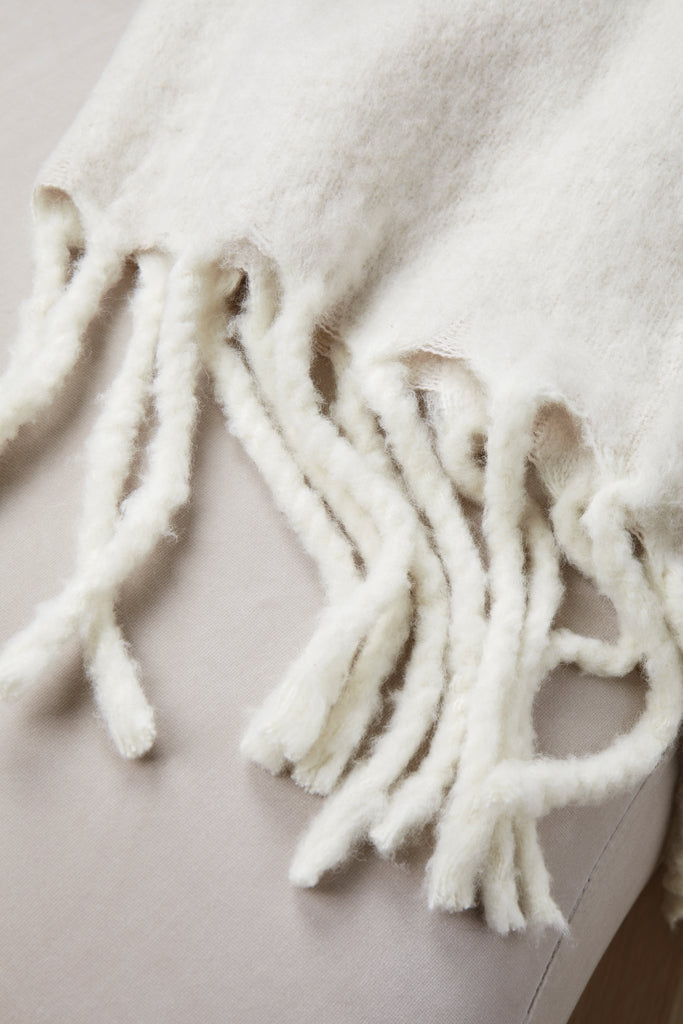 Load image into Gallery viewer, Salett wool blend blanket - Custom Wood Designs
