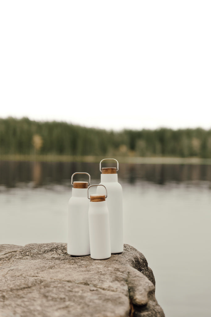 Load image into Gallery viewer, VINGA Ciro RCS recycled vacuum bottle 800ml - Custom Wood Designs
