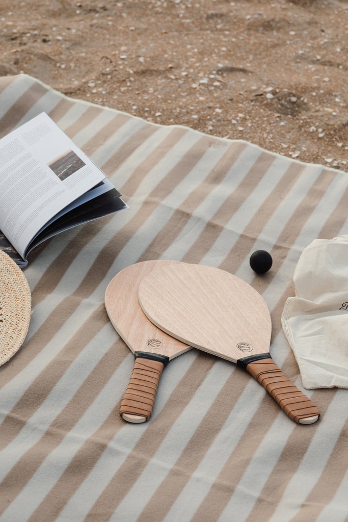 Load image into Gallery viewer, Colos beach tennis game - Custom Wood Designs
