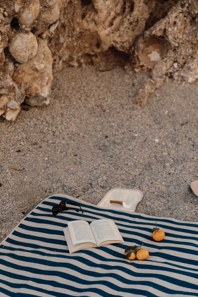 Load image into Gallery viewer, Alb GRS RPET picnic blanket small - Custom Wood Designs
