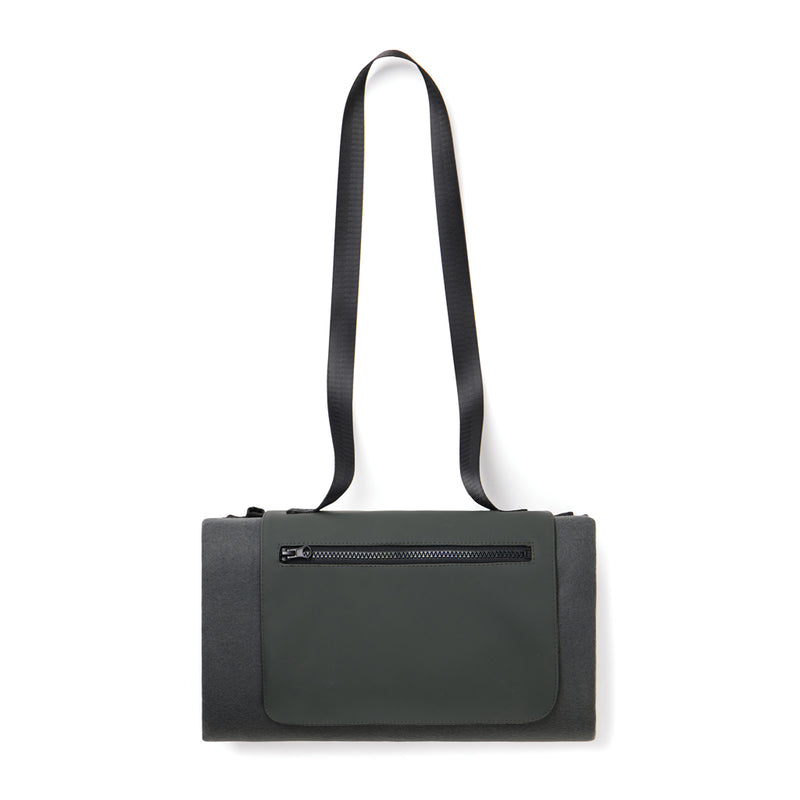 Load image into Gallery viewer, VINGA Baltimore RCS picnic blanket - Custom Wood Designs VINGA Baltimore RCS picnic blanket made from [material] –  [use_case] | Custom Wood Designs
