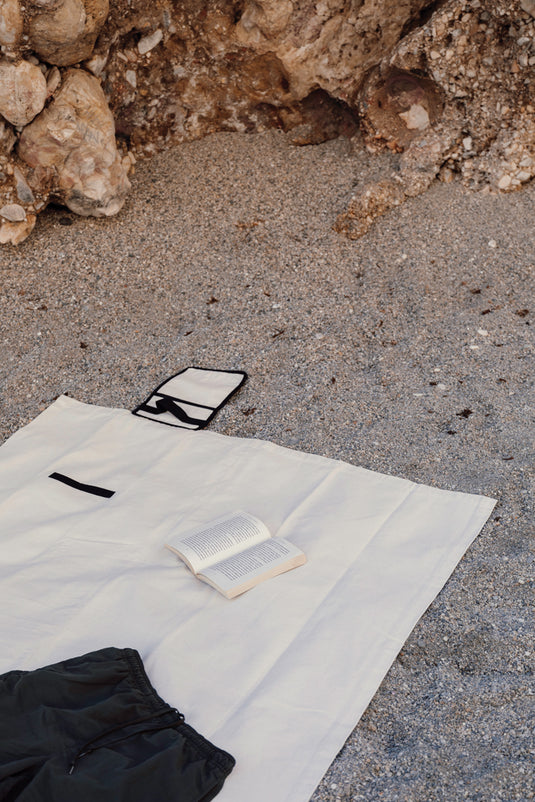 Recycled canvas picnic blanket - Custom Wood Designs