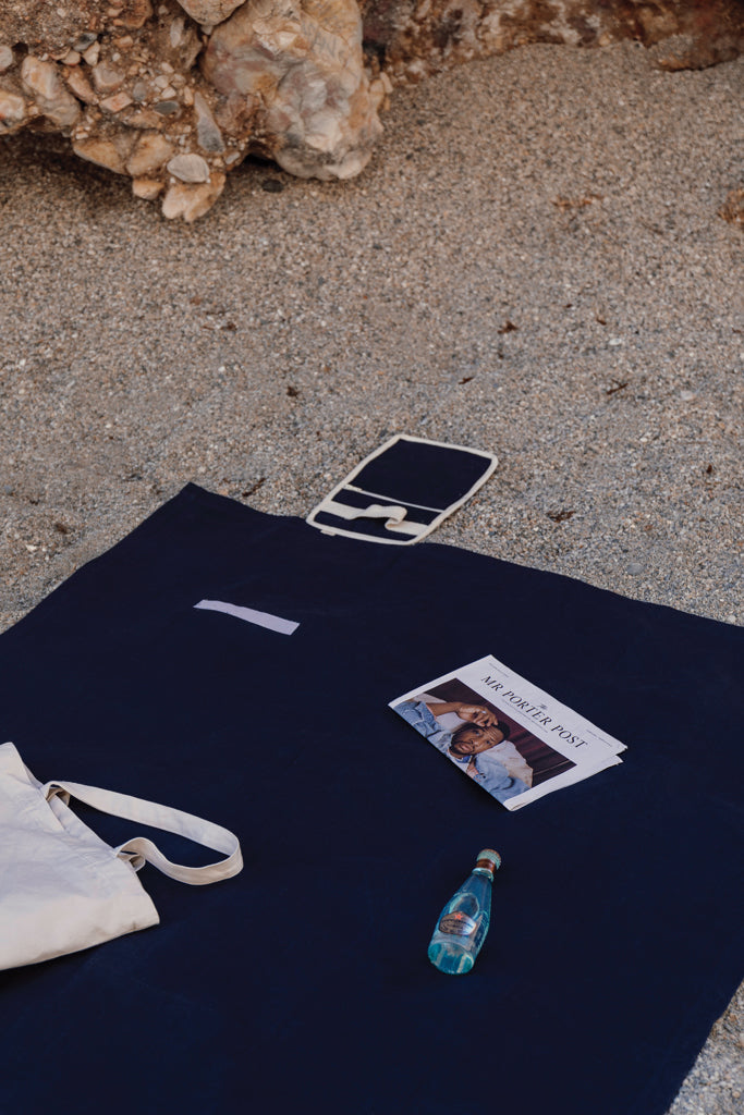Load image into Gallery viewer, Recycled canvas picnic blanket - Custom Wood Designs
