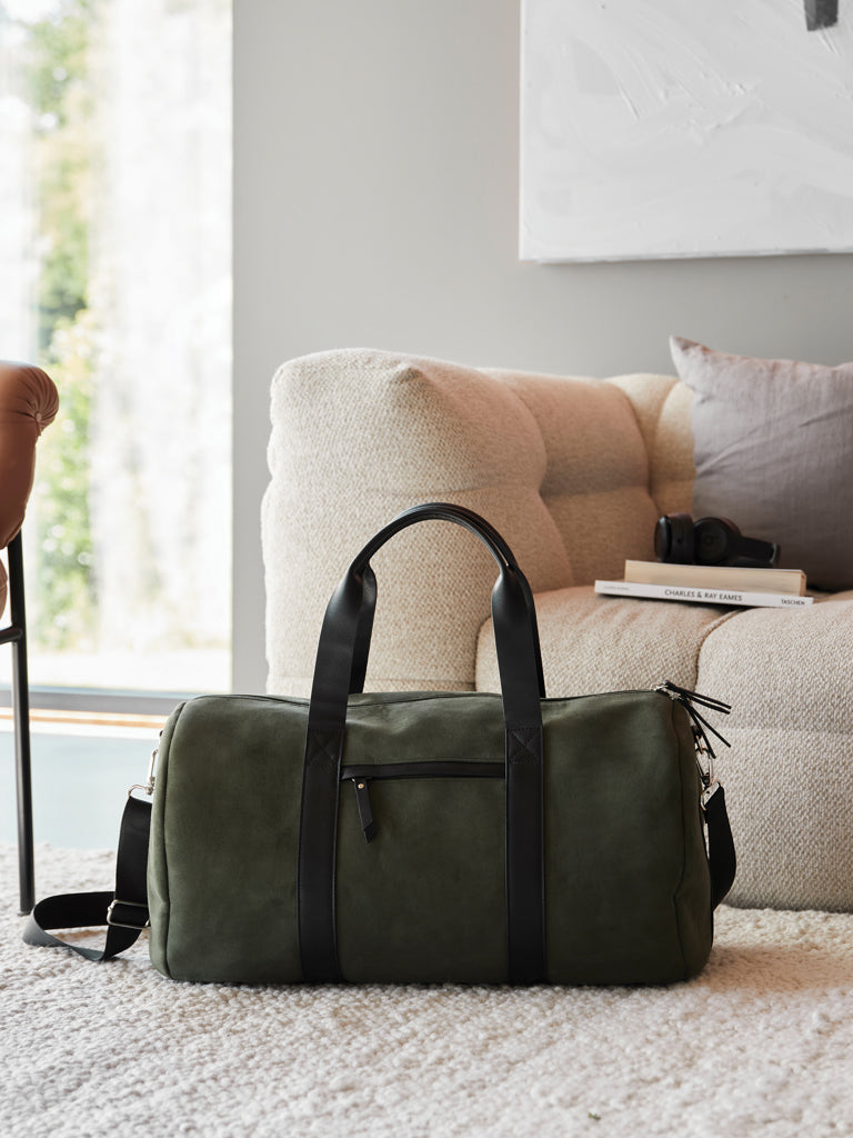 Load image into Gallery viewer, Marlo RCS recycled polyester weekend bag - Custom Wood Designs
