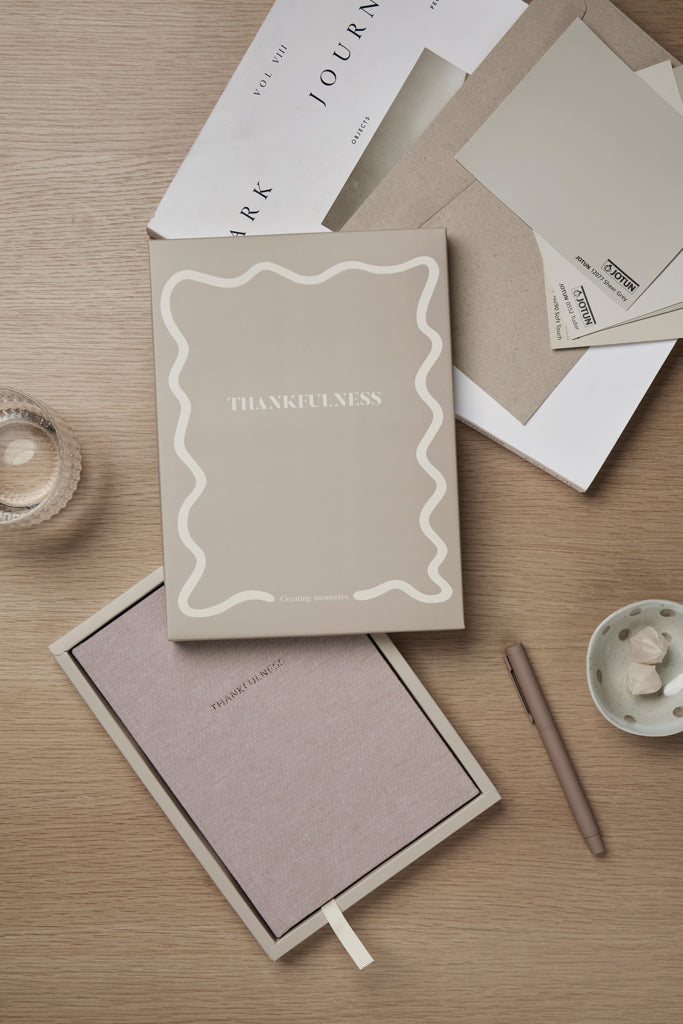 Load image into Gallery viewer, VINGA Thankfulness GRS recycled paper journal - Custom Wood Designs
