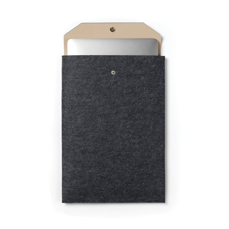 Load image into Gallery viewer, Albo GRS recycled felt 15&quot; laptop sleeve - Custom Wood Designs
