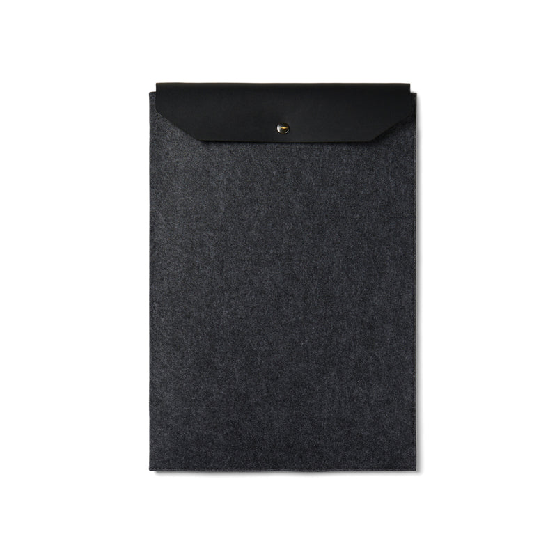 Load image into Gallery viewer, Albo GRS recycled felt 17&quot; laptop sleeve - Custom Wood Designs
