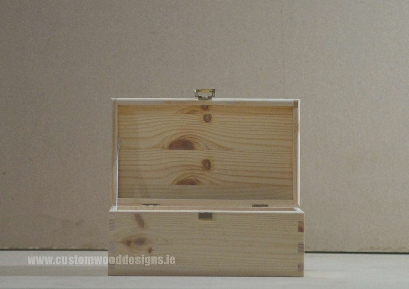 Load image into Gallery viewer, Pine Wood Chest CB1 23X13X12 cm Chest Box pin chest lock lockable box small trunk chest-box-unbranded-pine-wood-chest-cb1-23x13x12-cm-49180144763223
