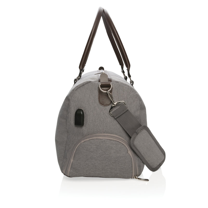 Load image into Gallery viewer, Weekend bag with USB A output - Custom Wood Designs
